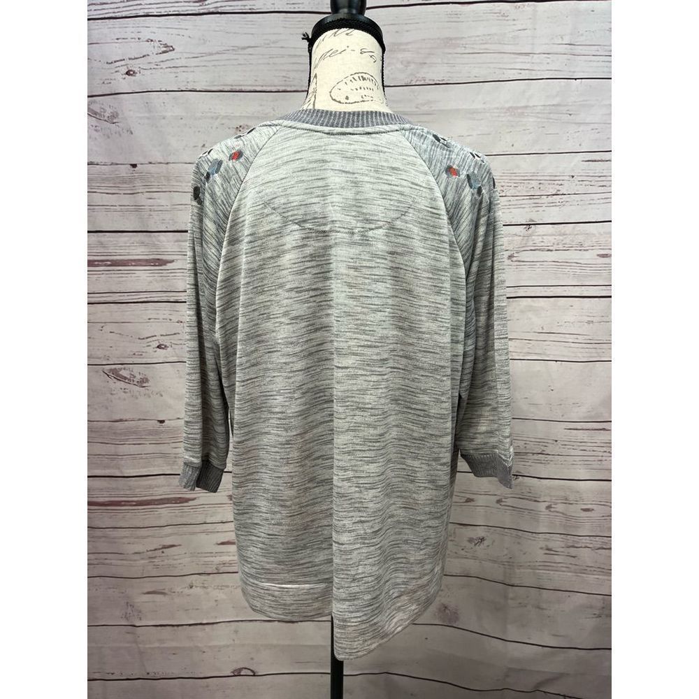 M100-Secret Treasures L super soft 3/4 sleeves pullover light weight sweatshirt - Picture 2 of 3